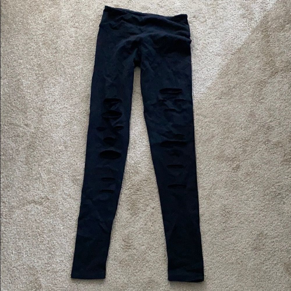 Black solow distressed legging XS